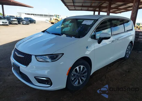 2023 Chrysler Pacifica Hybrid Touring L z USA, uszkodzony, nr VIN 2C4RC1L70PR584090